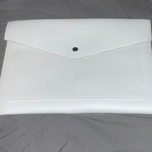 Glass Ladder & Co. Megan Portfolio.